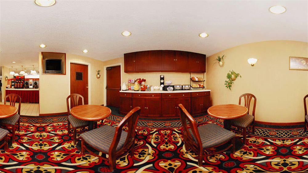 Comfort Inn - Hall Of Fame Кантон Екстериор снимка